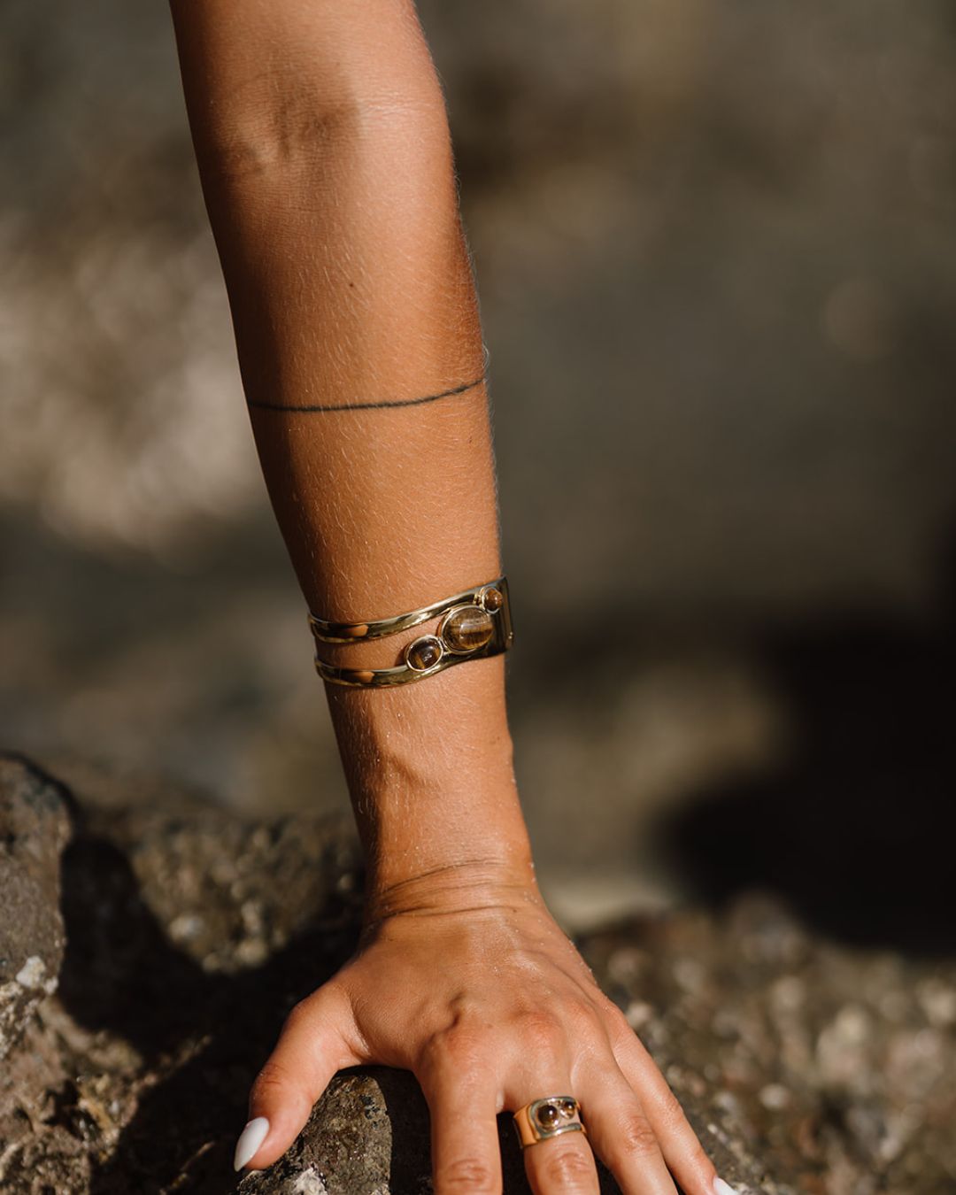 ARMBÄNDER
