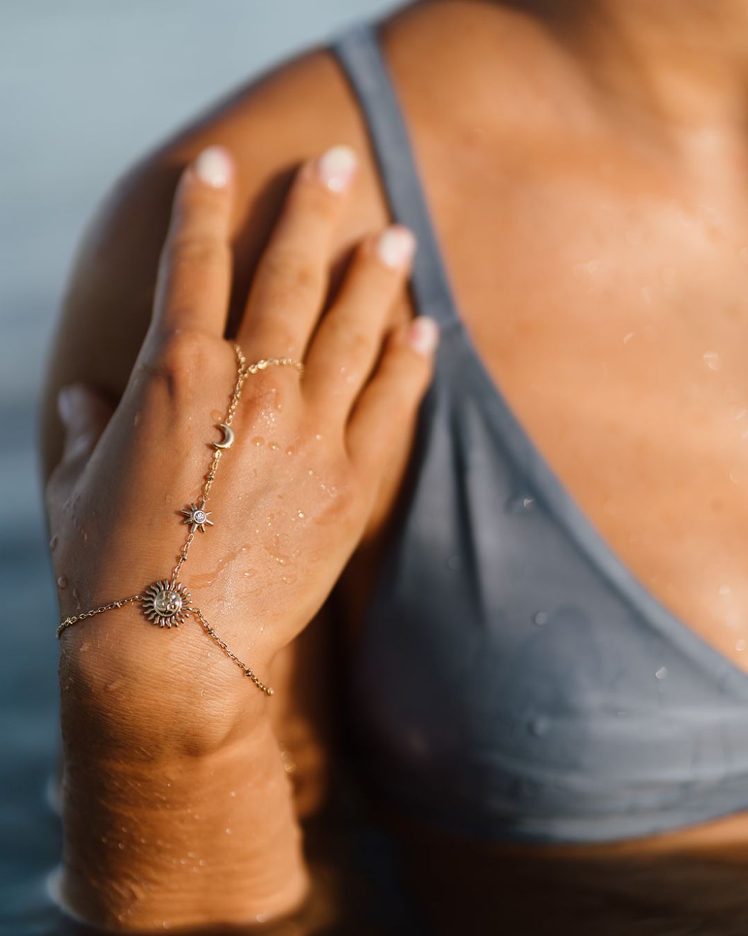 HANDCHAINS
