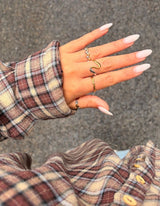 Thin Wave Ring in Gold, Ansicht 2